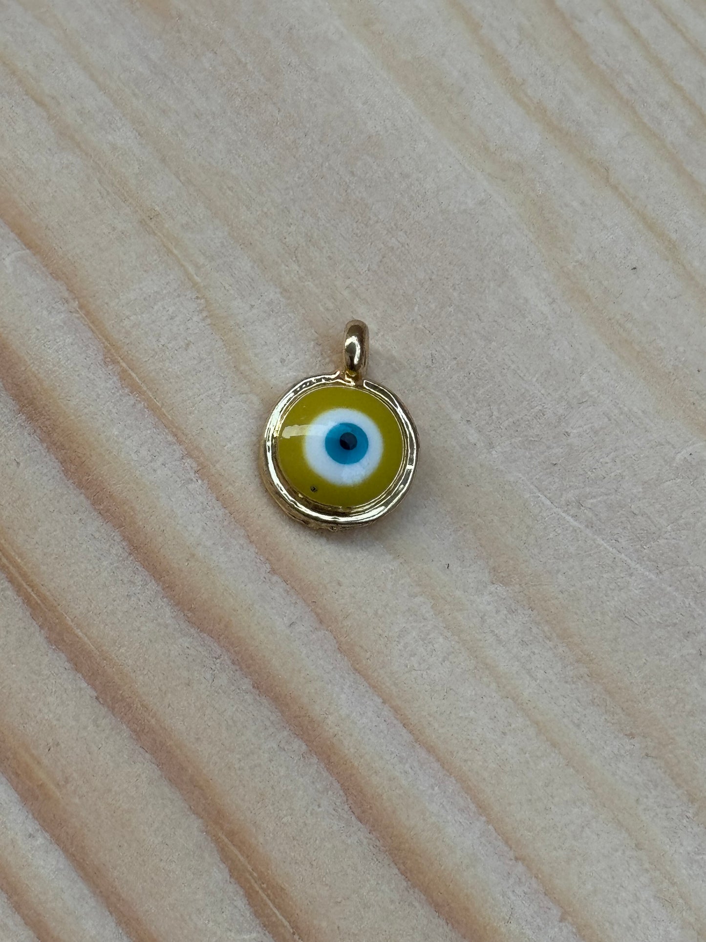 Yellow eye